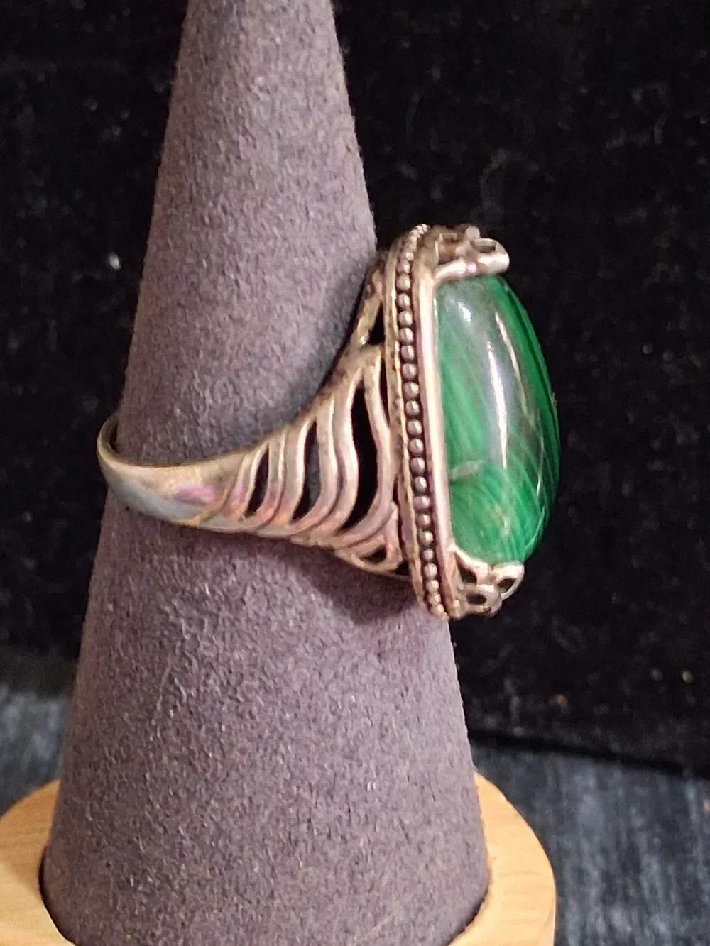 Vintage Navajo Sterling Silver Malachite Statement Ring Size 8 Boho Southwest